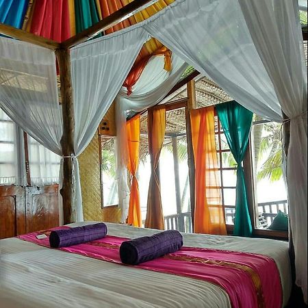 Hotel Belantara Beach Front Vengurla Exterior foto