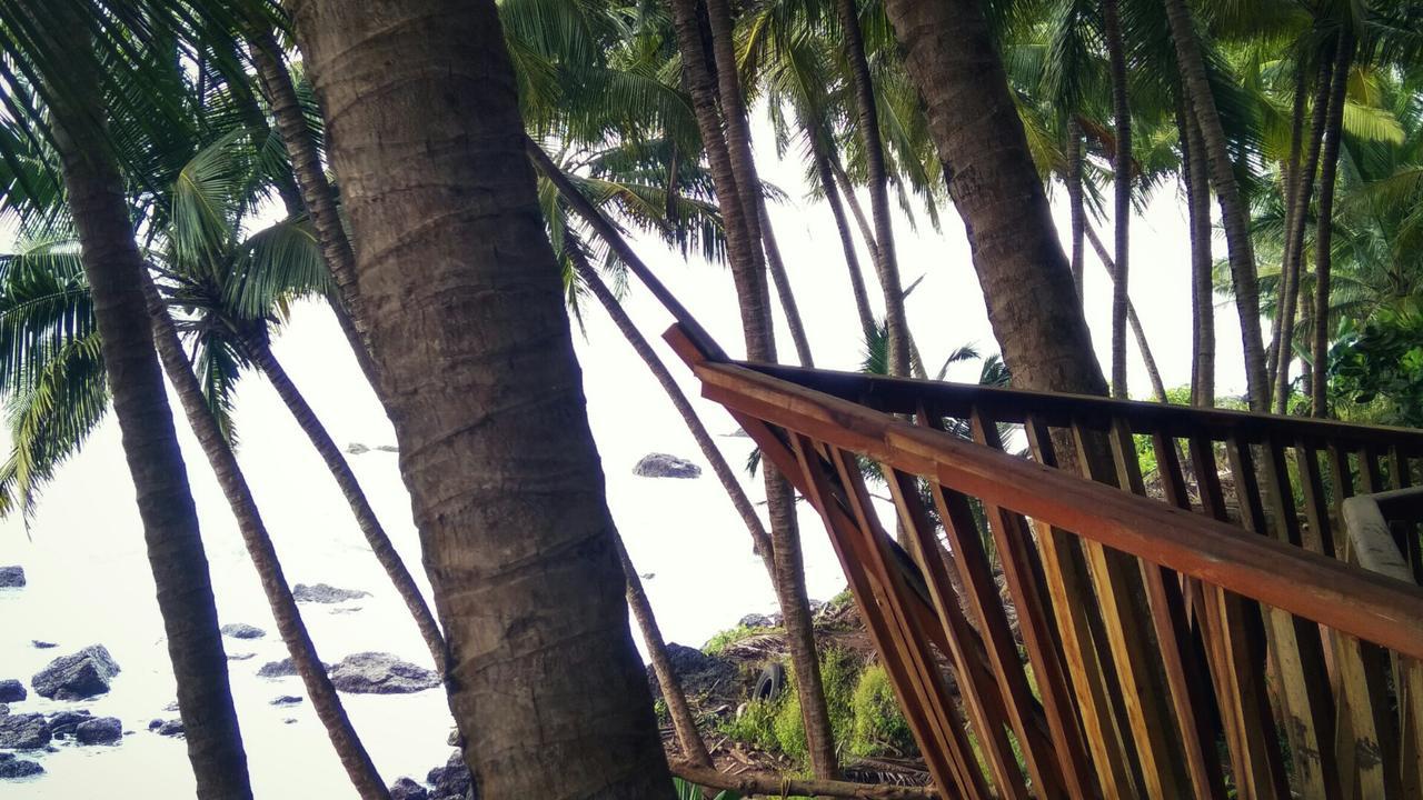 Hotel Belantara Beach Front Vengurla Exterior foto